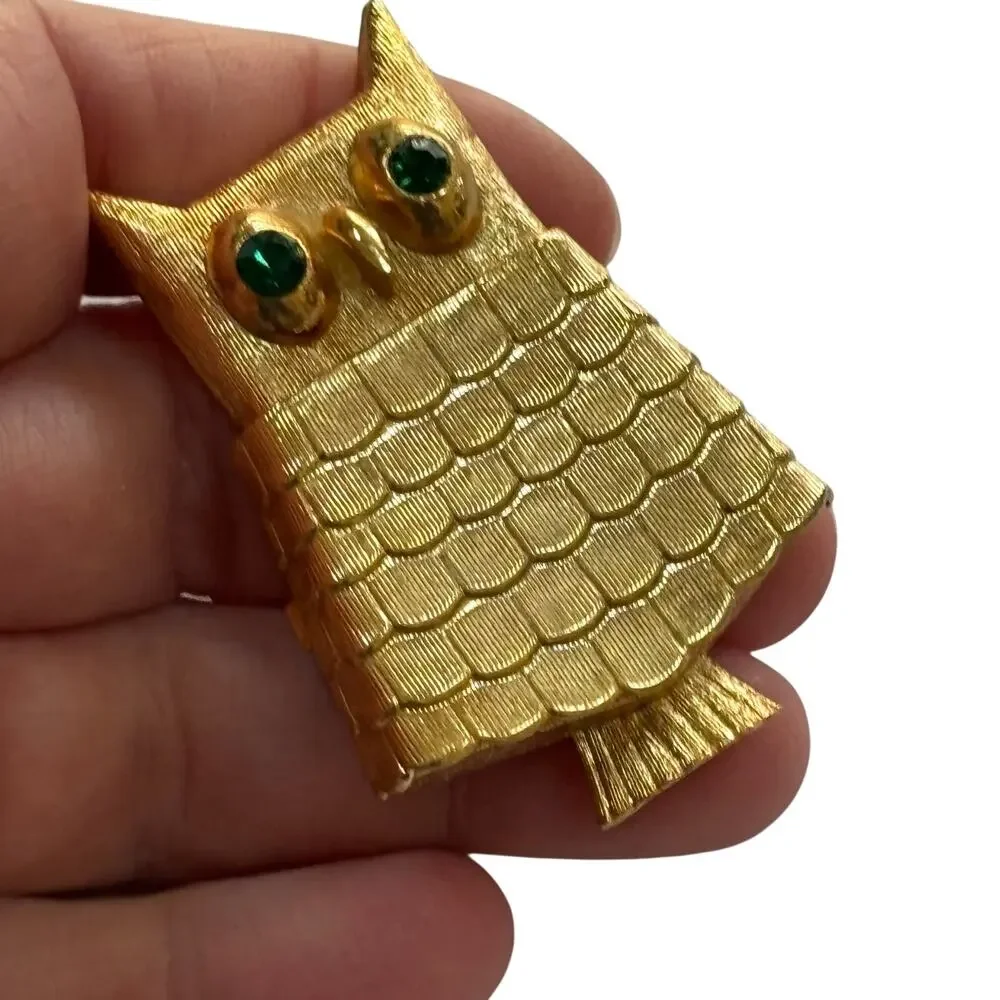 Vintage Avon Owl Perfume Brooch Locket Goldtone & green rhinestones